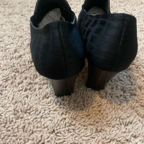 Liz Claiborne Black Textured Square Loafer Oxford Heels 7.5 - Picture 4 of 8